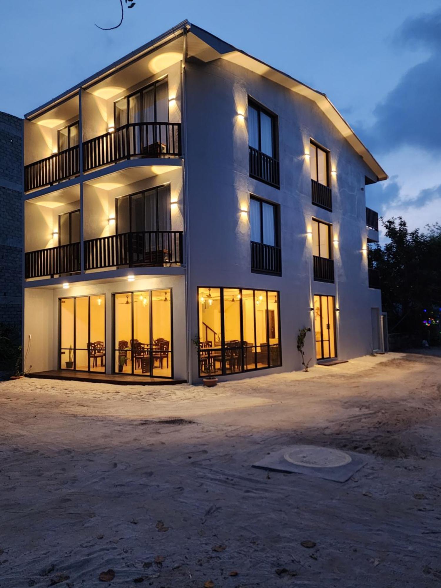 Nikabliss Dhigurah Bed & Breakfast Dhigurah  Exterior photo