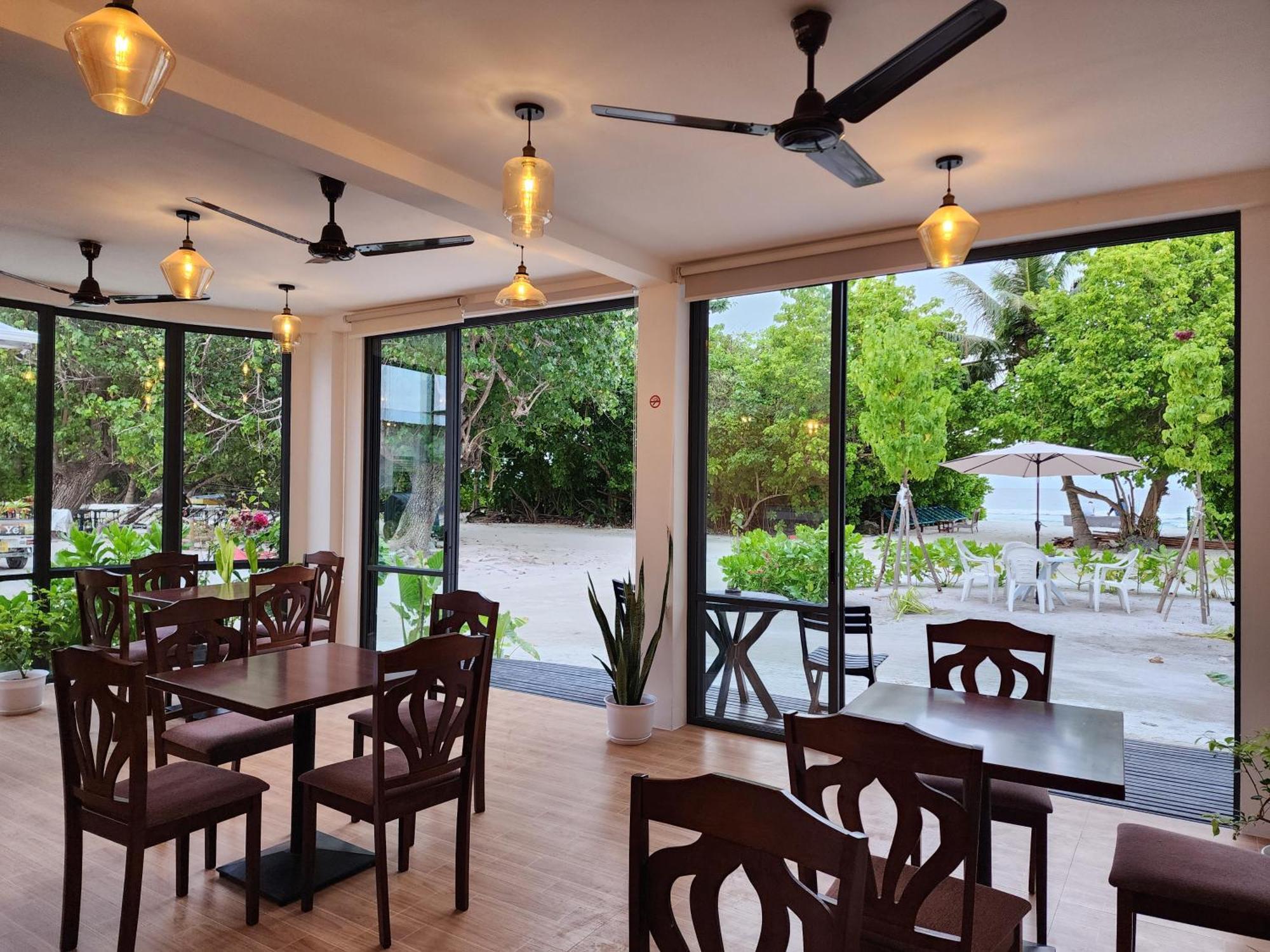 Nikabliss Dhigurah Bed & Breakfast Dhigurah  Exterior photo